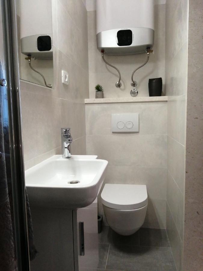 Apartments Jelka ポスティレ エクステリア 写真